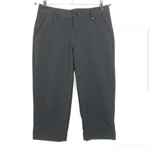 Under Armour Heat Gear Golf Capri Pants Size 2